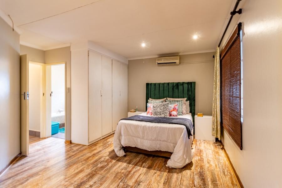 2 Bedroom Property for Sale in Wapadrand Gauteng