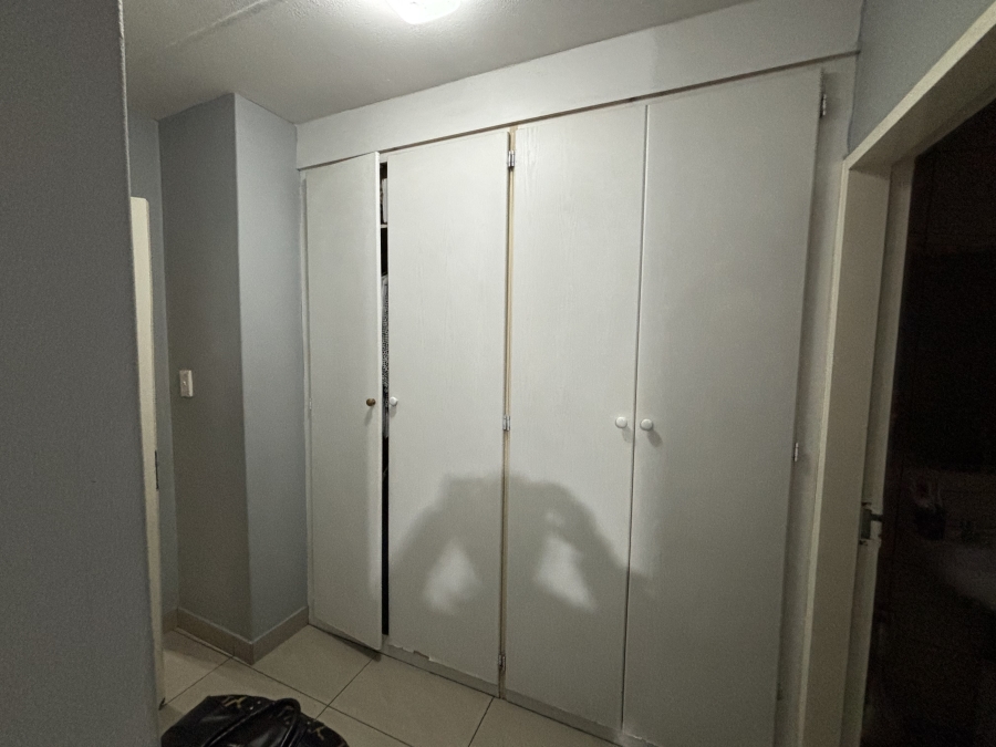 To Let 3 Bedroom Property for Rent in Sonneglans Gauteng
