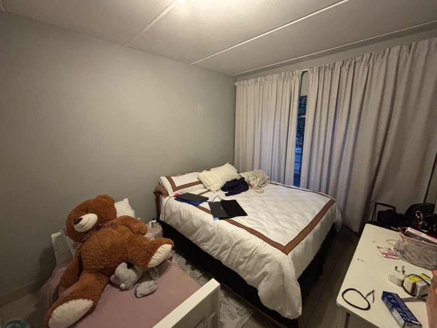 To Let 3 Bedroom Property for Rent in Sonneglans Gauteng