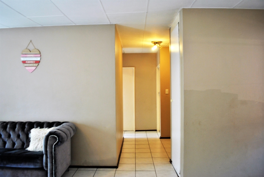 3 Bedroom Property for Sale in Vorna Valley Gauteng