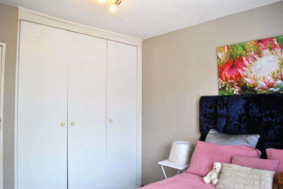 3 Bedroom Property for Sale in Vorna Valley Gauteng