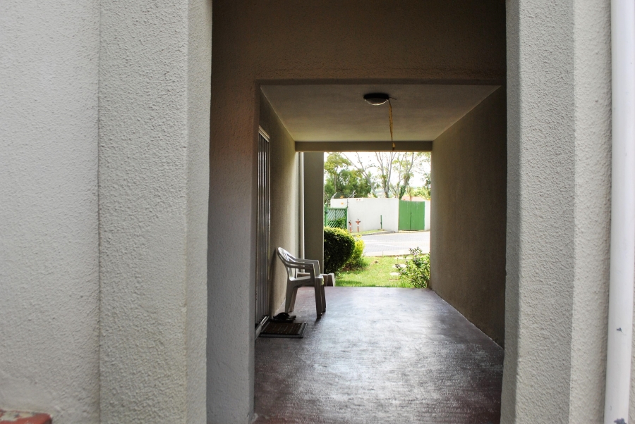 3 Bedroom Property for Sale in Vorna Valley Gauteng