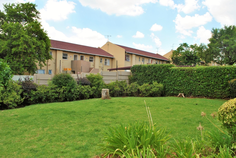 3 Bedroom Property for Sale in Vorna Valley Gauteng