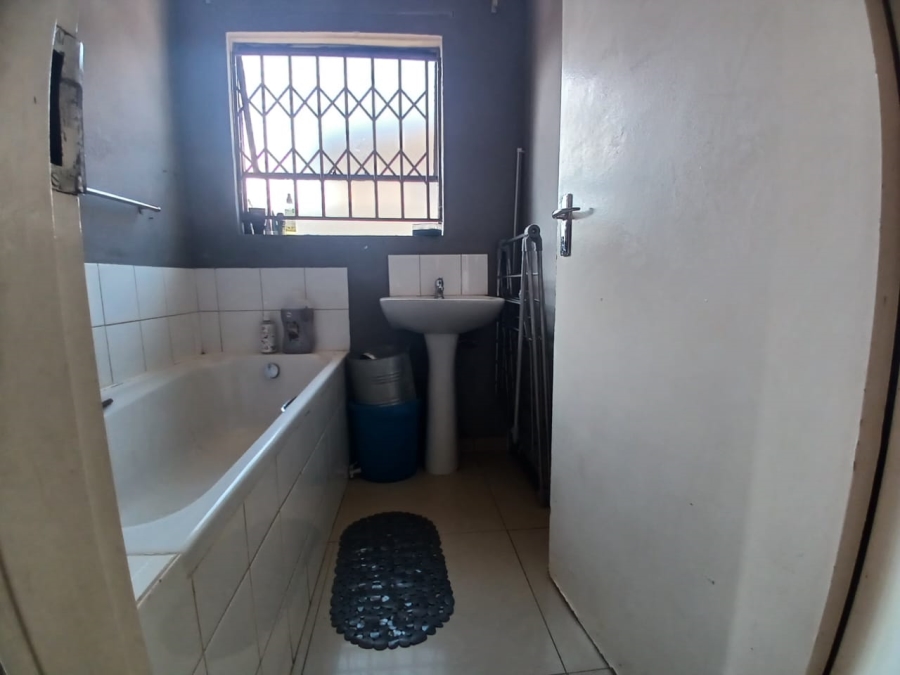 3 Bedroom Property for Sale in Mindalore Gauteng