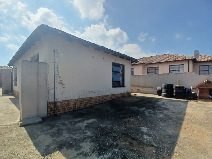 3 Bedroom Property for Sale in Mindalore Gauteng