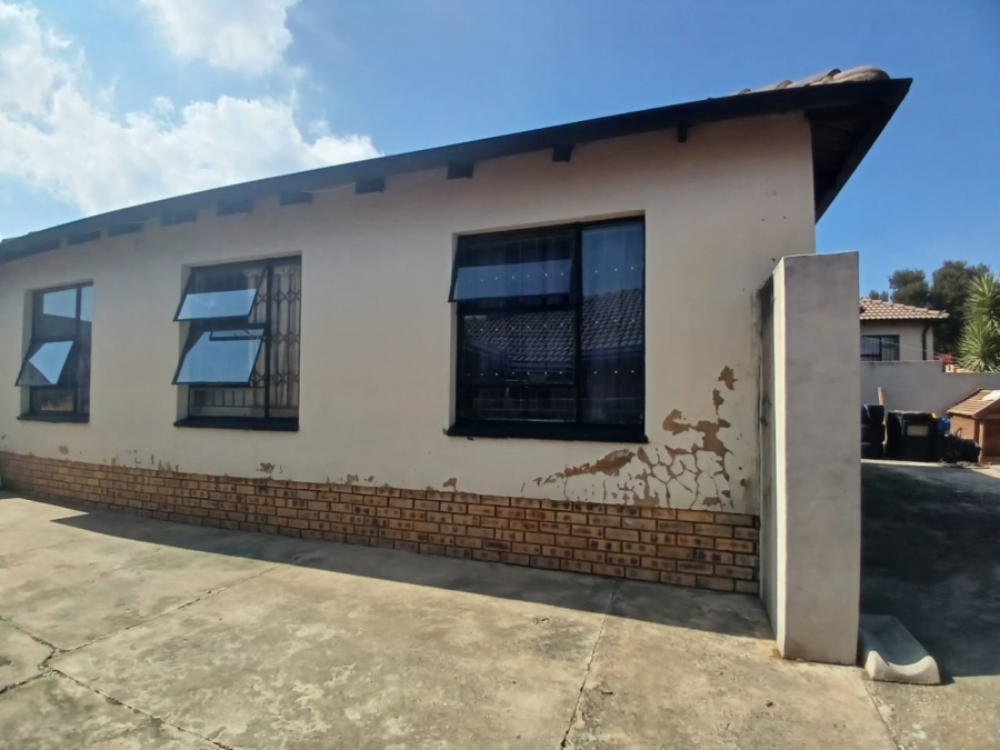 3 Bedroom Property for Sale in Mindalore Gauteng