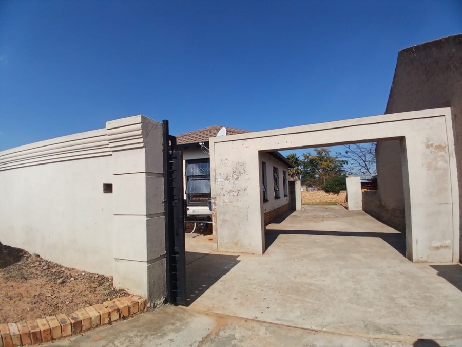 3 Bedroom Property for Sale in Mindalore Gauteng