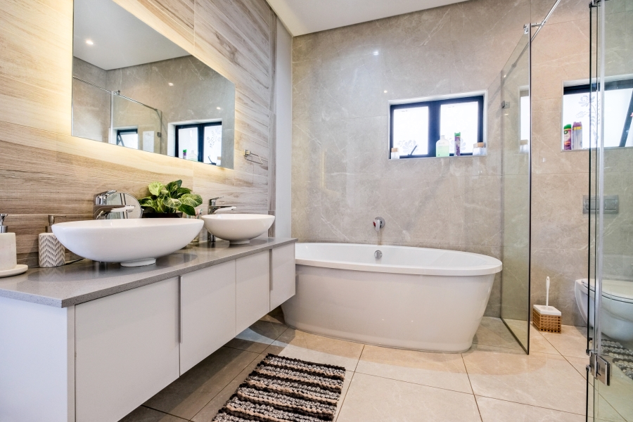 4 Bedroom Property for Sale in Bryanston Gauteng