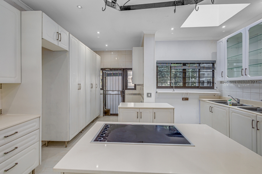 5 Bedroom Property for Sale in Kyalami Estates Gauteng