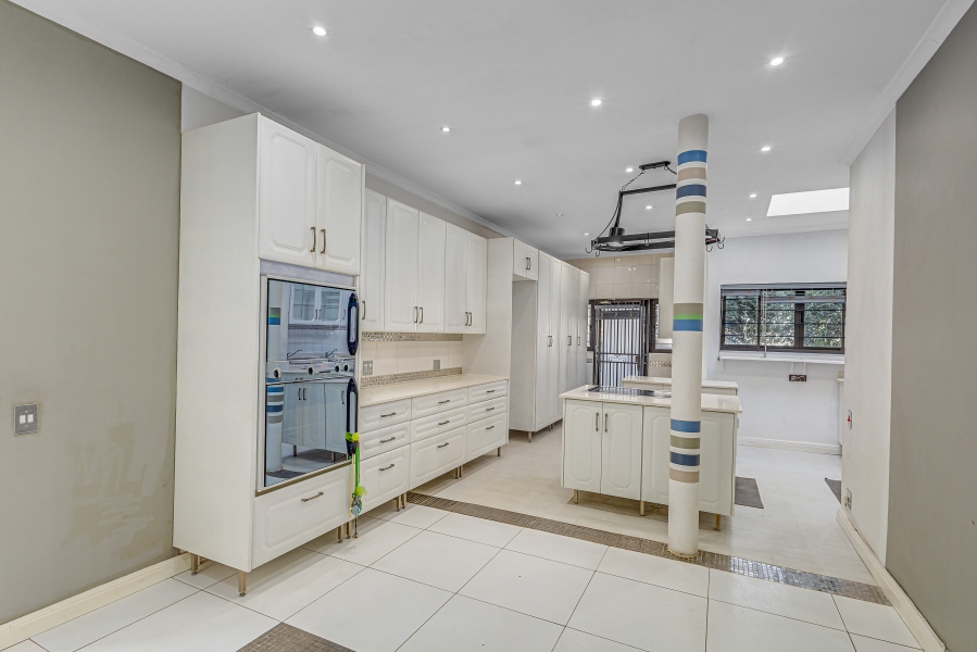 5 Bedroom Property for Sale in Kyalami Estates Gauteng