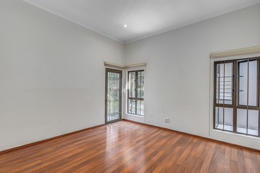 5 Bedroom Property for Sale in Kyalami Estates Gauteng