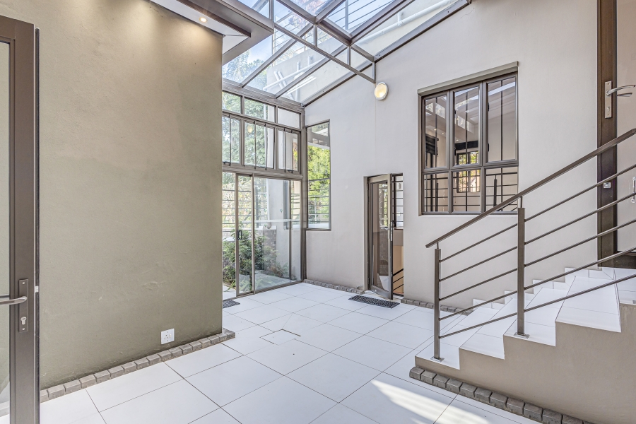 5 Bedroom Property for Sale in Kyalami Estates Gauteng