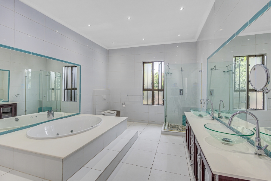 5 Bedroom Property for Sale in Kyalami Estates Gauteng