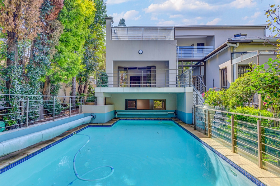 5 Bedroom Property for Sale in Kyalami Estates Gauteng