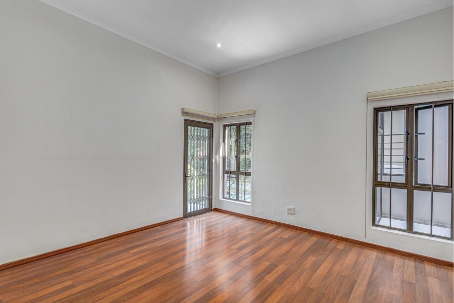 5 Bedroom Property for Sale in Kyalami Estates Gauteng