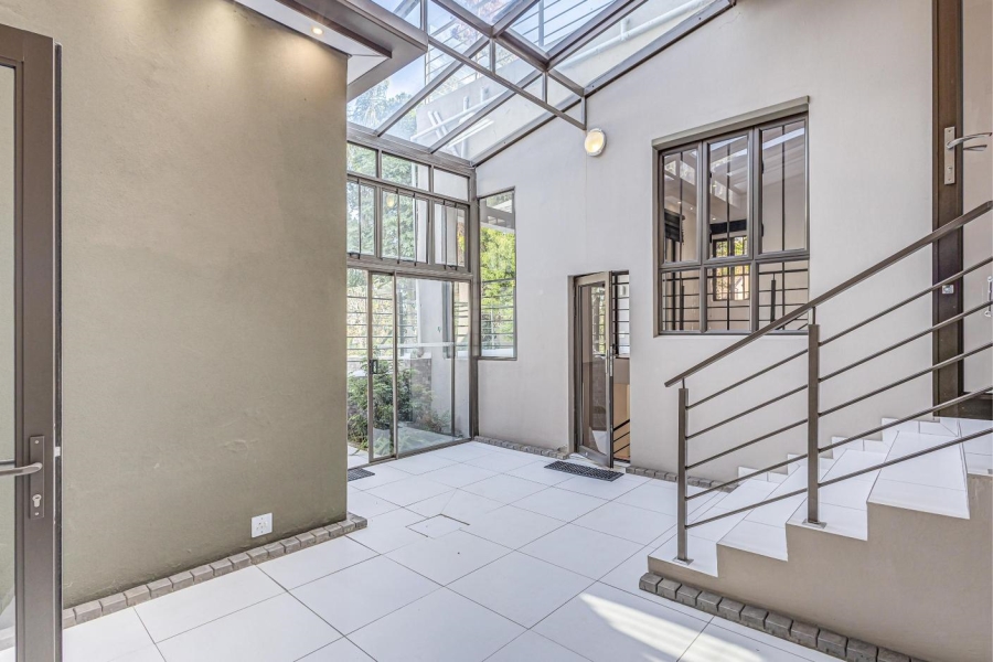 5 Bedroom Property for Sale in Kyalami Estates Gauteng