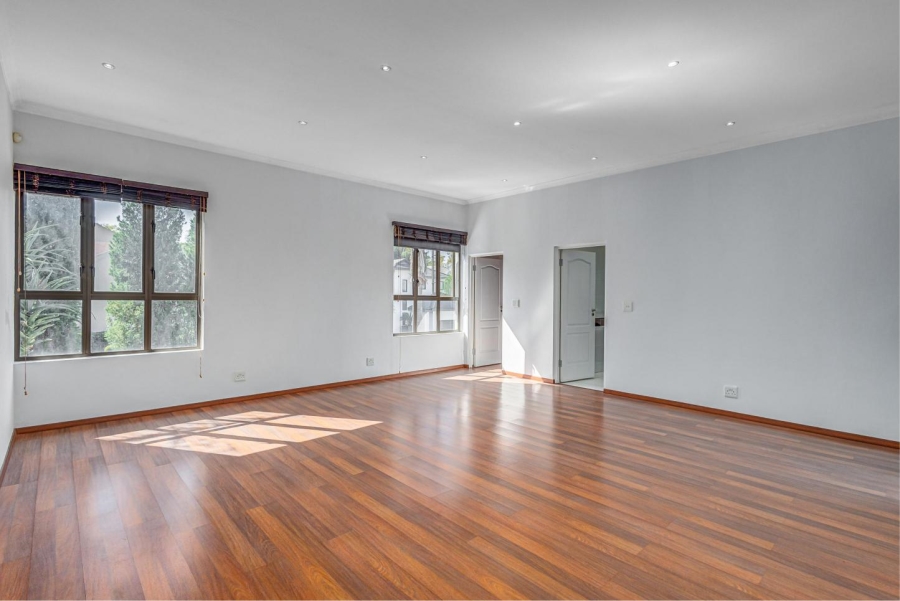 5 Bedroom Property for Sale in Kyalami Estates Gauteng