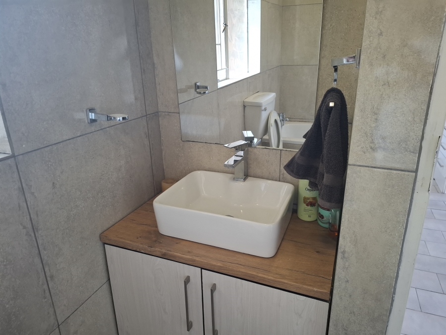 To Let 2 Bedroom Property for Rent in Birchleigh Gauteng