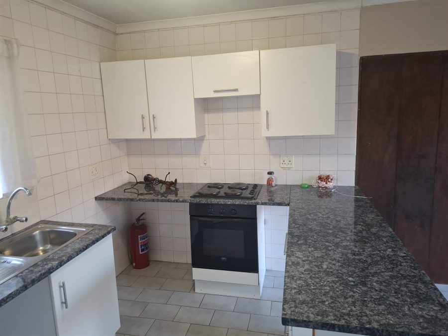 To Let 2 Bedroom Property for Rent in Birchleigh Gauteng