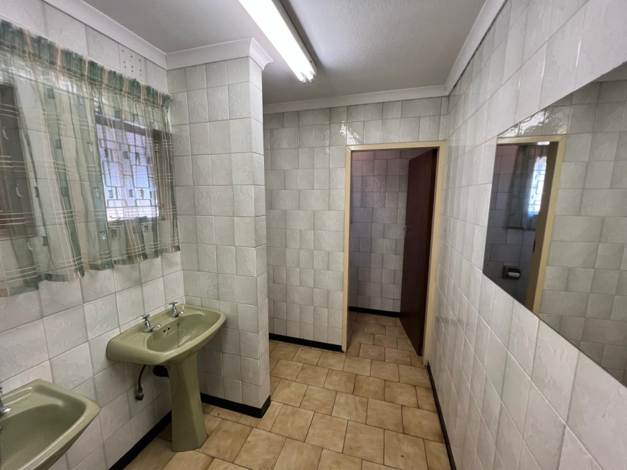 Commercial Property for Sale in Sonland Park Gauteng