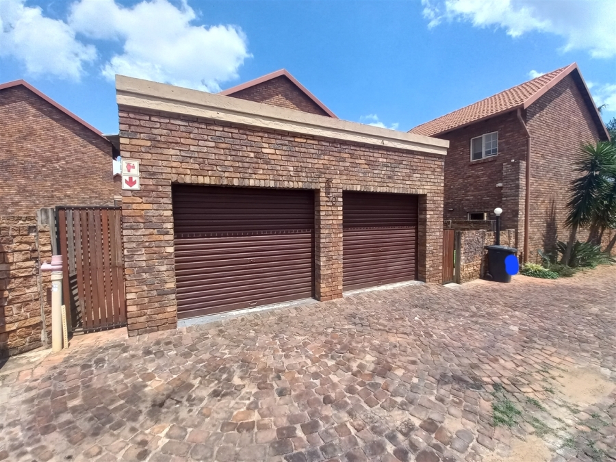 3 Bedroom Property for Sale in Claremont Gauteng