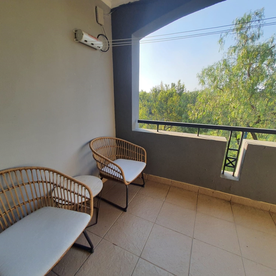 2 Bedroom Property for Sale in Ravenswood Gauteng