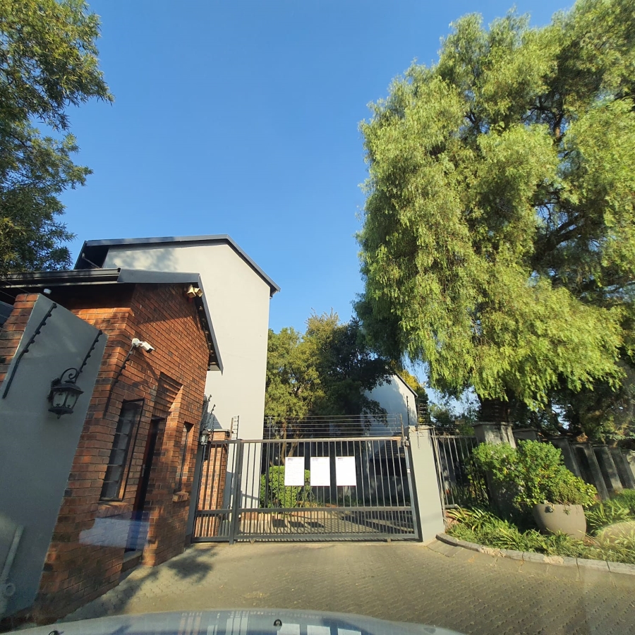2 Bedroom Property for Sale in Ravenswood Gauteng