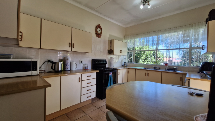 3 Bedroom Property for Sale in Valhalla Gauteng