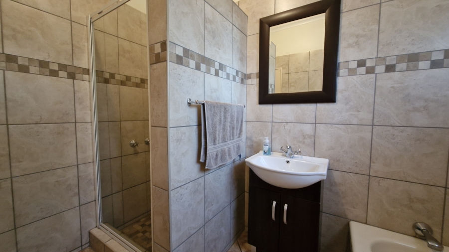 3 Bedroom Property for Sale in Valhalla Gauteng