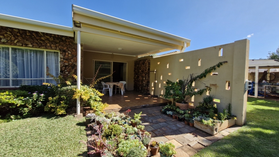 3 Bedroom Property for Sale in Valhalla Gauteng