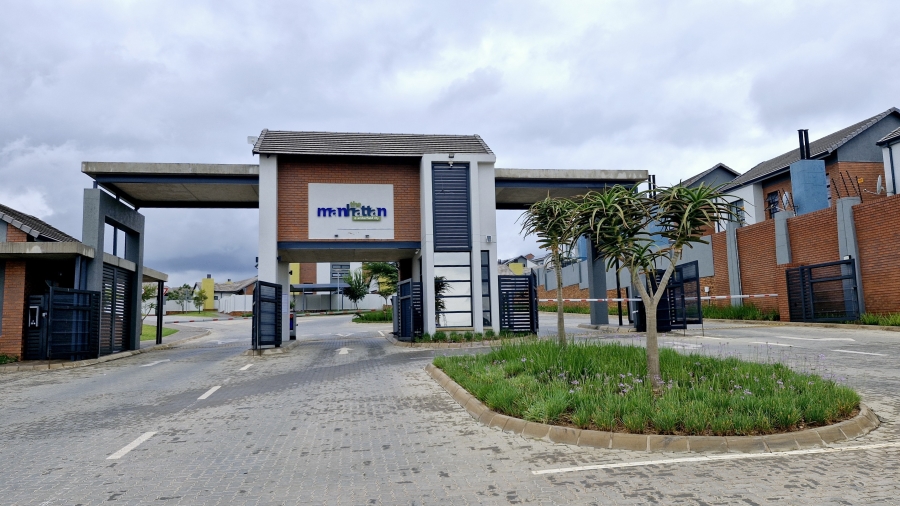 2 Bedroom Property for Sale in Amberfield Gauteng