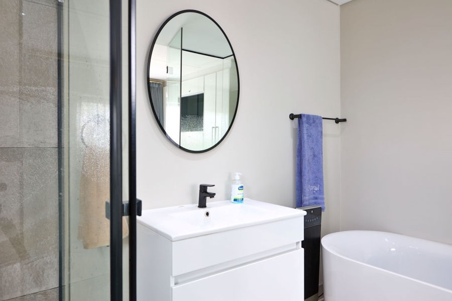 3 Bedroom Property for Sale in The Polofields Gauteng