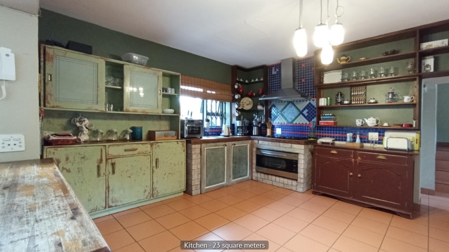 4 Bedroom Property for Sale in Cyrildene Gauteng