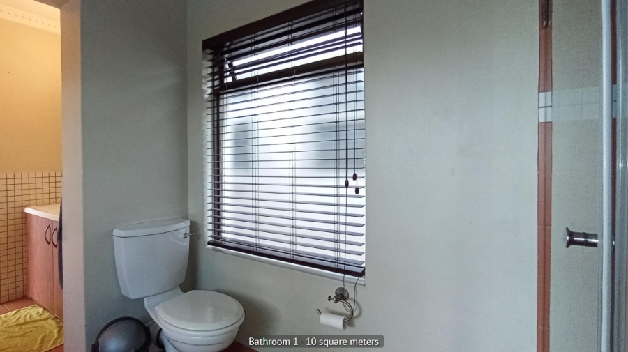 4 Bedroom Property for Sale in Cyrildene Gauteng