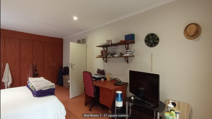 4 Bedroom Property for Sale in Cyrildene Gauteng