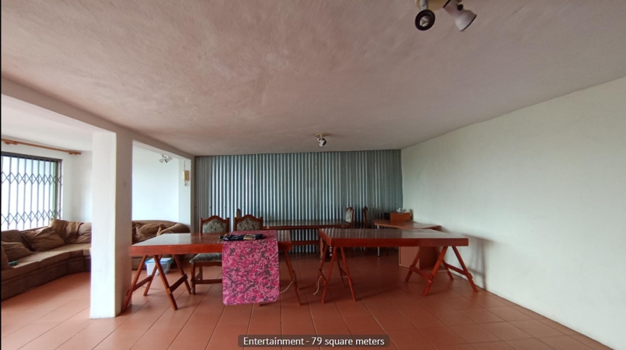 4 Bedroom Property for Sale in Cyrildene Gauteng