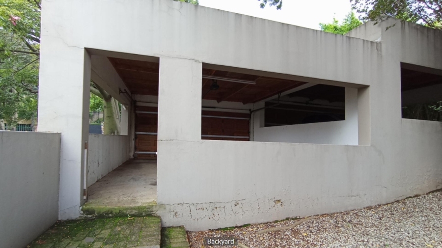 4 Bedroom Property for Sale in Cyrildene Gauteng
