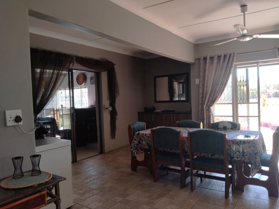 7 Bedroom Property for Sale in Chrissiefontein Gauteng