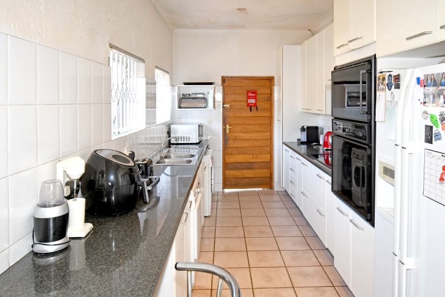 3 Bedroom Property for Sale in Norwood Gauteng