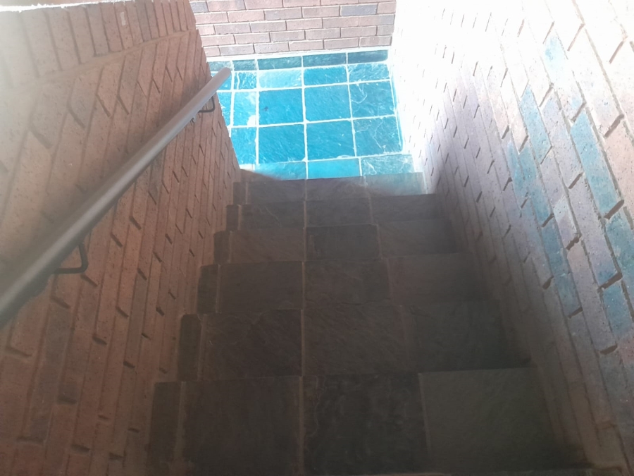To Let 2 Bedroom Property for Rent in Kibler Park Gauteng