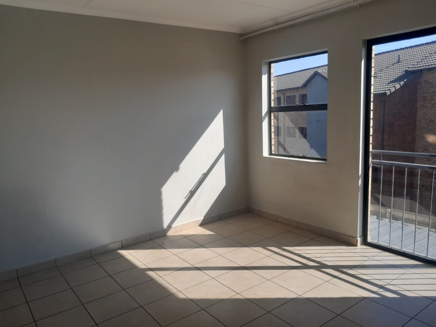 To Let 2 Bedroom Property for Rent in Kibler Park Gauteng