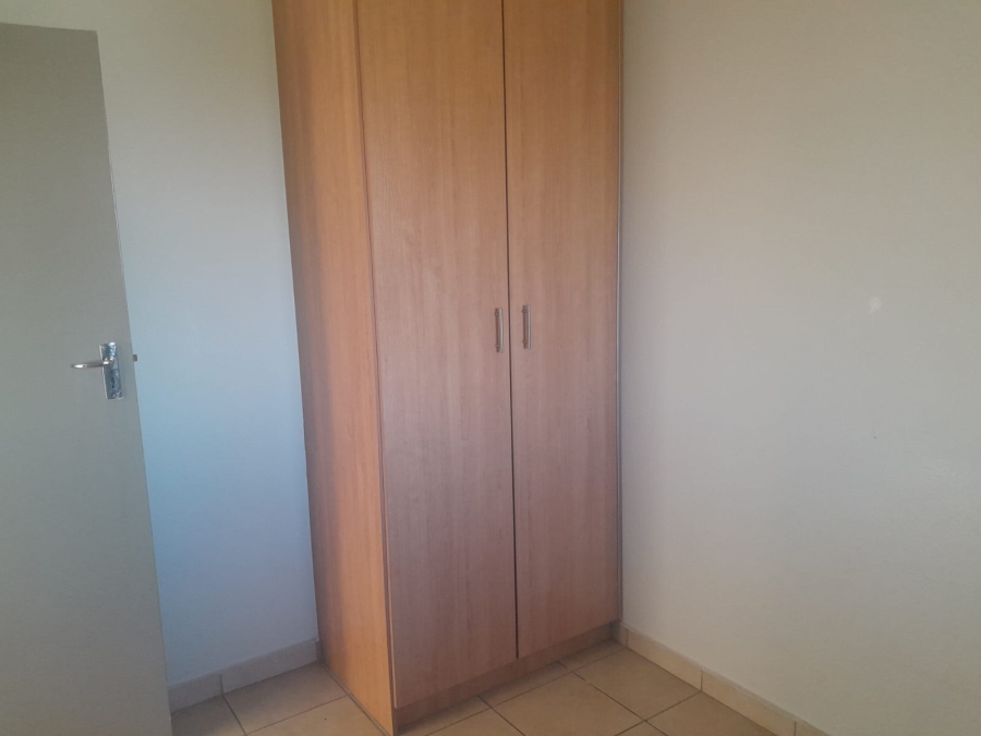 To Let 2 Bedroom Property for Rent in Kibler Park Gauteng