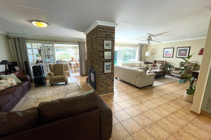 7 Bedroom Property for Sale in Henley on Klip Gauteng