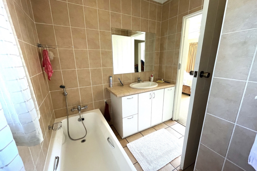 7 Bedroom Property for Sale in Henley on Klip Gauteng