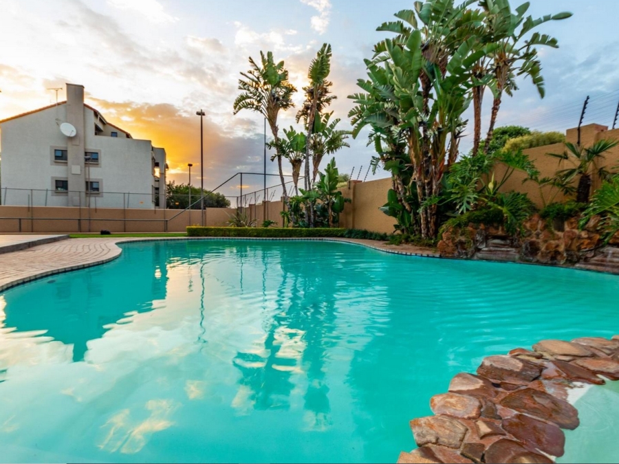 To Let 2 Bedroom Property for Rent in Lonehill Gauteng