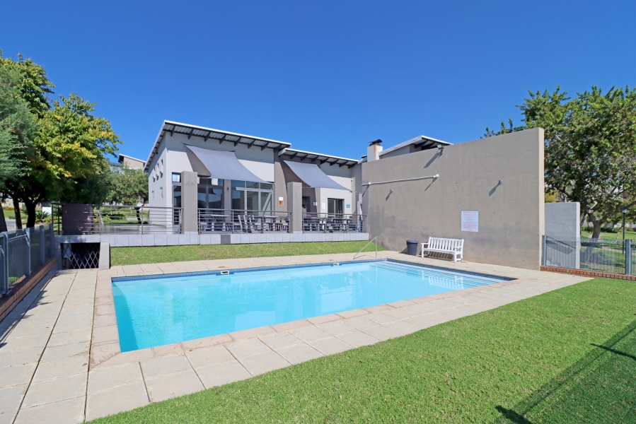 2 Bedroom Property for Sale in Dainfern Gauteng