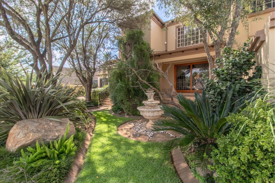 4 Bedroom Property for Sale in Ruimsig Gauteng