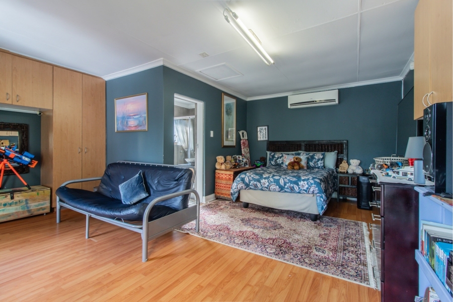 4 Bedroom Property for Sale in Ruimsig Gauteng