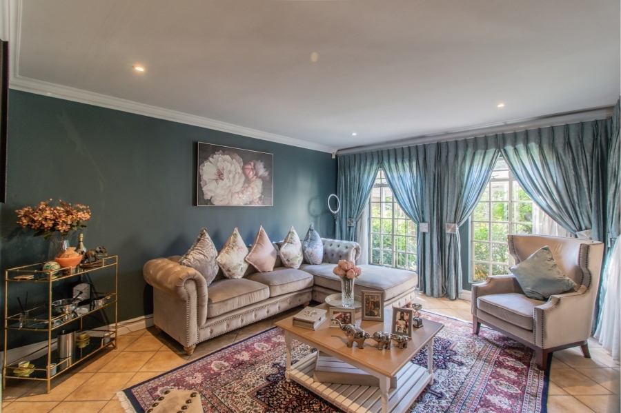 4 Bedroom Property for Sale in Ruimsig Gauteng