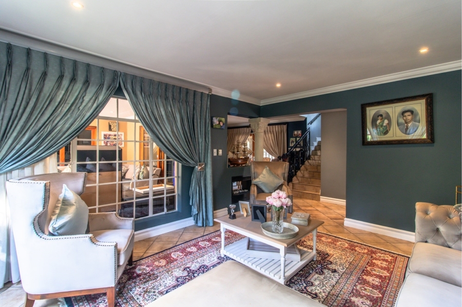 4 Bedroom Property for Sale in Ruimsig Gauteng